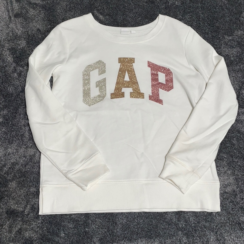 Super cute GAP sweatshirt